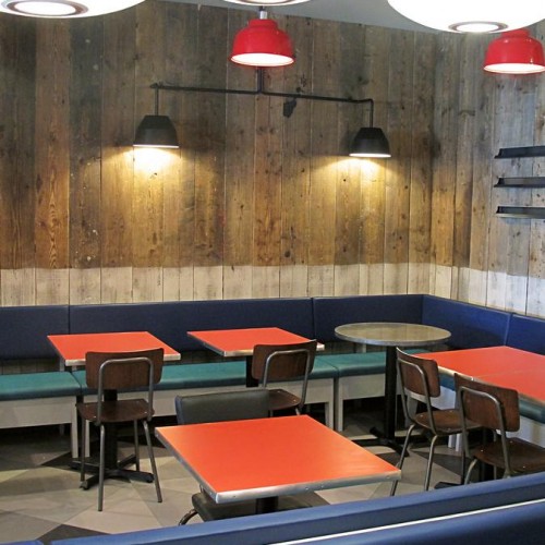 Gourmet Burger Kitchen Aylesbury - Interior